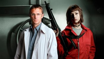 Los Simuladores vs. La Casa de Papel Los Simuladores vs. La Casa de Papel