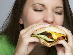 asqueroso: encuentran adn de ratas y humanos en hamburguesas asqueroso: encuentran adn de ratas y humanos en hamburguesas