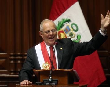 Pedro Kuczynski asumió como presidente de Perú