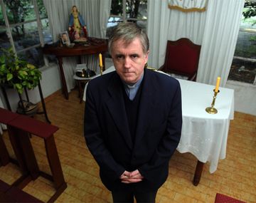 La Justicia cita al padre Grassi a presentarse en el juzgado