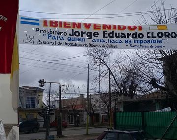 El padre Jorge Cloro, amenazado por narcos de Quilmes