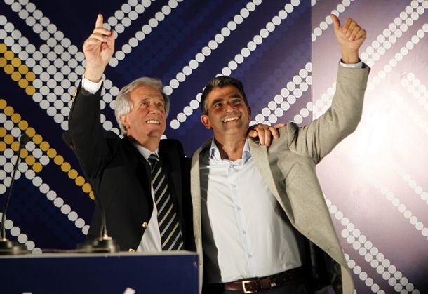 Los primeros datos oficiales dan ganador a Tabaré Vázquez con el 50,3% de los votos