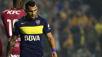 El Apache coquetea con el fútbol chino y los hinchas sufren El Apache coquetea con el fútbol chino y los hinchas sufren