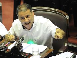 La oposición especula con el quórum, dice Depetri