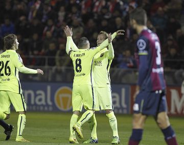 Barcelona goleó al Huesca por la Copa del Rey