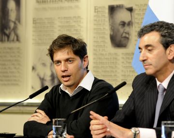 Randazzo defendió a Axel Kicillof: Es mentira que cobra su sueldo de YPF