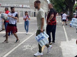 Pezzella, solidario con Bahía Blanca: ayudó con las donaciones y pidió colaboración