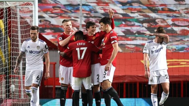 Dura derrota del Leeds de Marcelo Bielsa: perdió 6 a 2 ante el Manchester United