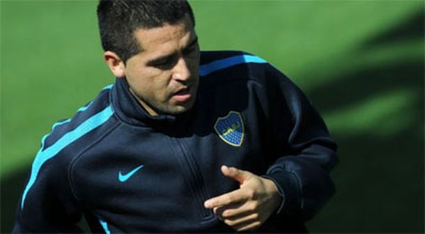 Riquelme-entrenando