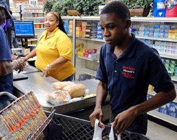 El huracán Dorian cambió de curso y se dirige a Bahamas
