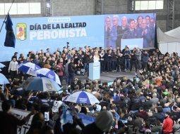 Con actos en todo el país y la mira en 2027, el peronismo conmemoró el Día de la Lealtad Con actos en todo el país y la mira en 2027, el peronismo conmemoró el Día de la Lealtad