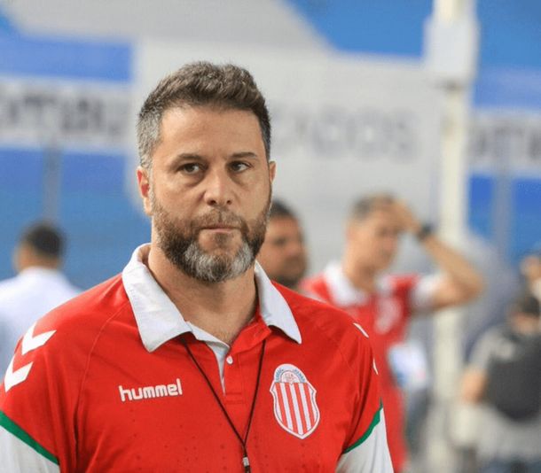 Rodolfo De Paoli, cerca de dirigir otra equipo del fútbol argentino