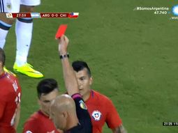 mira la temprana expulsion de marcelo diaz que dejo a chile con uno menos mira la temprana expulsion de marcelo diaz que dejo a chile con uno menos