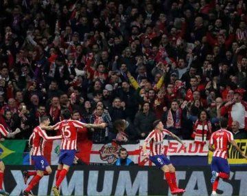 Autorizaron el regreso del público a los estadios en la Liga española