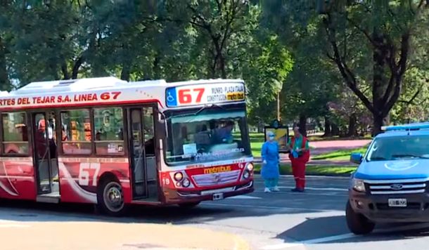 Se activ&oacute; el protocolo de coronavirus por una pasajera con s&iacute;ntomas dentro de un colectivo