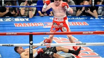 video: canelo se consagro campeon en las vegas con un tremendo nocaut video: canelo se consagro campeon en las vegas con un tremendo nocaut