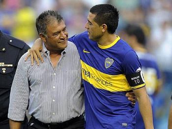 Borghi quiere que Riquelme vuelva al fútbol en un equipo de Ecuador