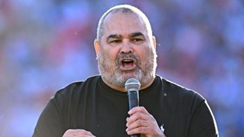 la insolita reaccion de chilavert a la clasificacion de paraguay ante alemania en el mundial la insolita reaccion de chilavert a la clasificacion de paraguay ante alemania en el mundial
