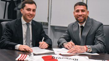 Nicolás Otamendi es el nuevo refuerzo de River. Nicolás Otamendi es el nuevo refuerzo de River.