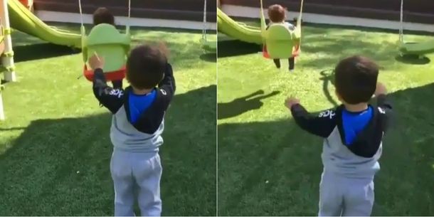 Los hijos de Messi jugando