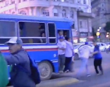 Así fue el duro cruce entre hinchas de Boca y Deportivo Cali 