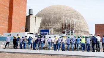 denuncian el despido de 2400 trabajadores en atucha iii denuncian el despido de 2400 trabajadores en atucha iii