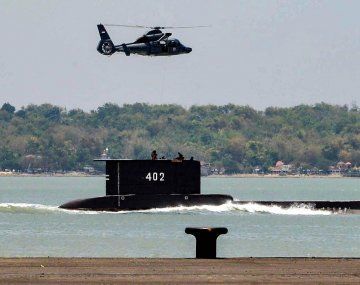 Indonesia: se perdió un submarino con 53 personas a bordo