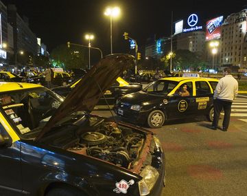CORTE TAXIS
