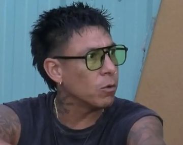 Fuerte pedido de la ex de Brian Sarmiento: quiere que el exfutbolista renuncie a la paternidad de sus hijas