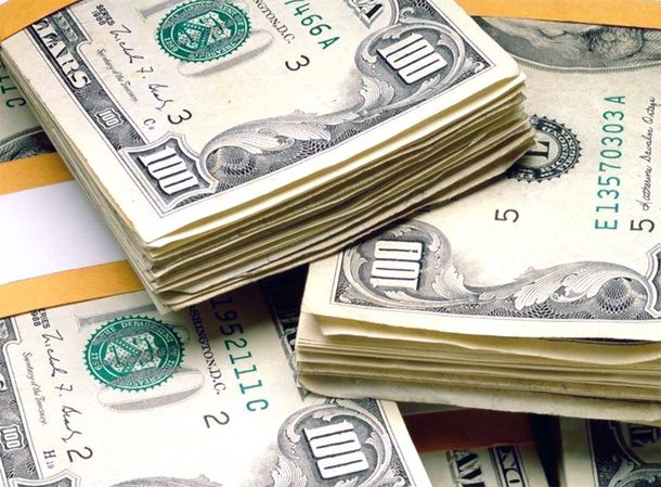 El dólar subió a $7,79, mientras que el negro no tuvo variación