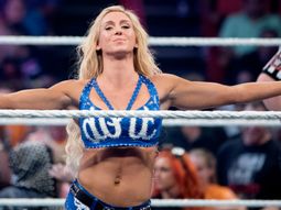 filtran fotos intimas de la campeona de la wwe charlotte flair filtran fotos intimas de la campeona de la wwe charlotte flair