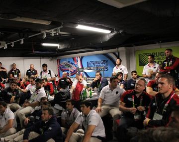 La camadería no es amateur: Uruguay y Gales comparten un tercer tiempo