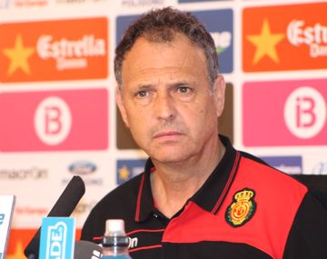 Un técnico español le mostró a su equipo una porno para motivarlos