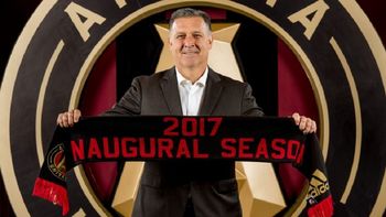 tras firmar con atlanta united, martino hablo sus primeras palabras en ingles tras firmar con atlanta united, martino hablo sus primeras palabras en ingles