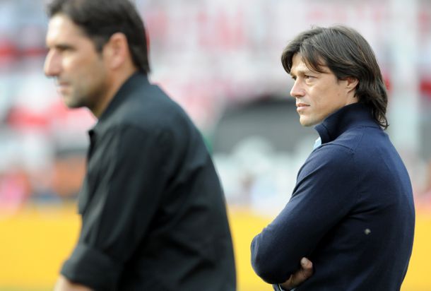 Matías Almeyda, en la cuerda floja, suspendió la conferencia de prensa