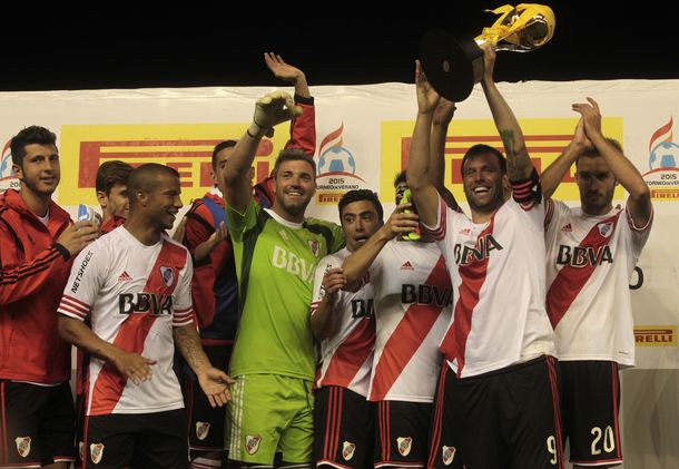 Las mejores fotos de la goleada de River ante Independiente