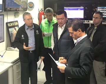 Enrique Peña Nieto supervisando los operativos
