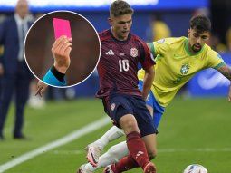 La tarjeta rosa tuvo su debut en la Copa América en el duelo entre Brasil y Costa Rica