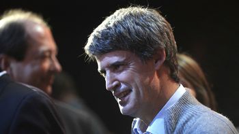 prat gay lo va a negar, pero es innegable que manejaba la plata de fortabat prat gay lo va a negar, pero es innegable que manejaba la plata de fortabat