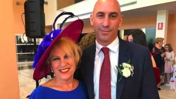 La mamá de Luis Rubiales fue internada luego de tres días de huelga de hambre