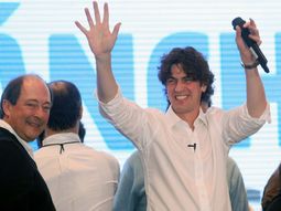 de cara a las paso, sanz apuesta a capitalizar la buena imagen de lousteau de cara a las paso, sanz apuesta a capitalizar la buena imagen de lousteau