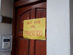 Escracharon la casa de Gustavo Rivas en Gualeguaychú Escracharon la casa de Gustavo Rivas en Gualeguaychú