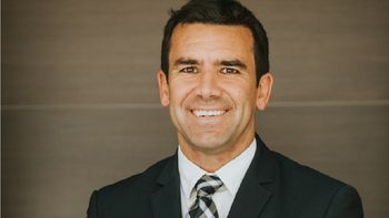 El CEO de WTC Free Zone, Ignacio Del, aboga por la creación de comunidades en el espacio de trabajo como una nueva forma de entender el mundo de los negocios. El CEO de WTC Free Zone, Ignacio Del, aboga por la creación de comunidades en el espacio de trabajo como una nueva forma de entender el mundo de los negocios.