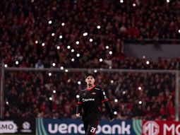 Alerta en Independiente: el gigante de Europa que sueña con Lomónaco