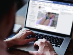 Facebook deberá eliminar las fotos y videos de la mujer Facebook deberá eliminar las fotos y videos de la mujer