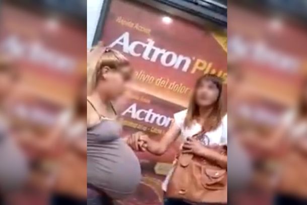 Vos laburá y nosotras te robamos, vieja gila: la respuesta de dos mecheras en Rosario