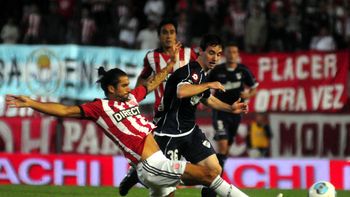 quilmes gano sobre el final y hundio a independiente quilmes gano sobre el final y hundio a independiente