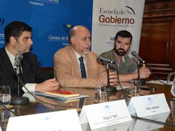 Pablo Mieres defendió el concepto de productividad para que sigan creciendo el empleo y el salario. Pablo Mieres defendió el concepto de productividad para que sigan creciendo el empleo y el salario.