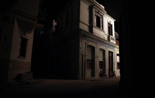 Apagón general en Cuba por la falla de una central eléctrica