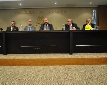 De Vido firmó convenios para obras en Formosa